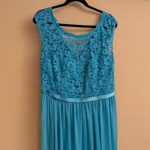 David's Bridal High Neck Lace Dress, Size 16